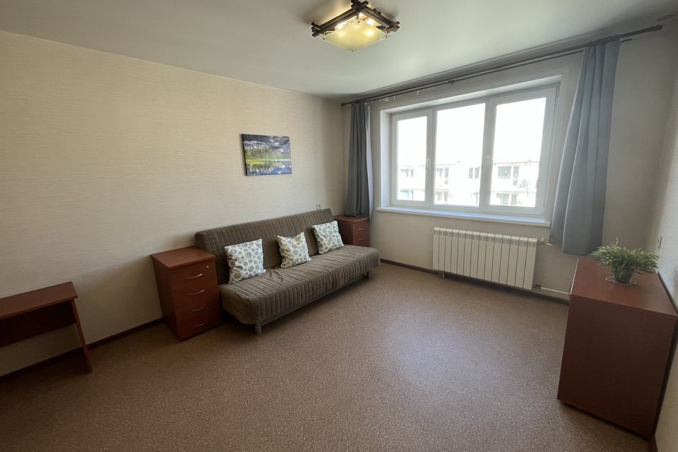 Продаётся 1-комнатная квартира, 48 м²