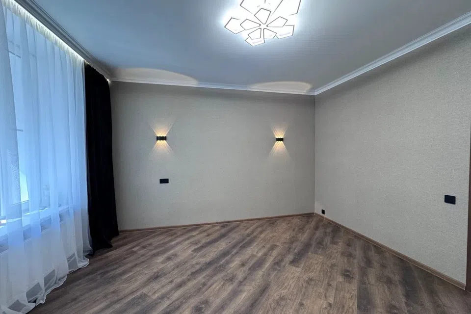 Продаётся 3-комнатная квартира, 60 м²