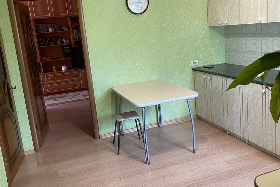 Продаётся 3-комнатная квартира, 58.8 м²