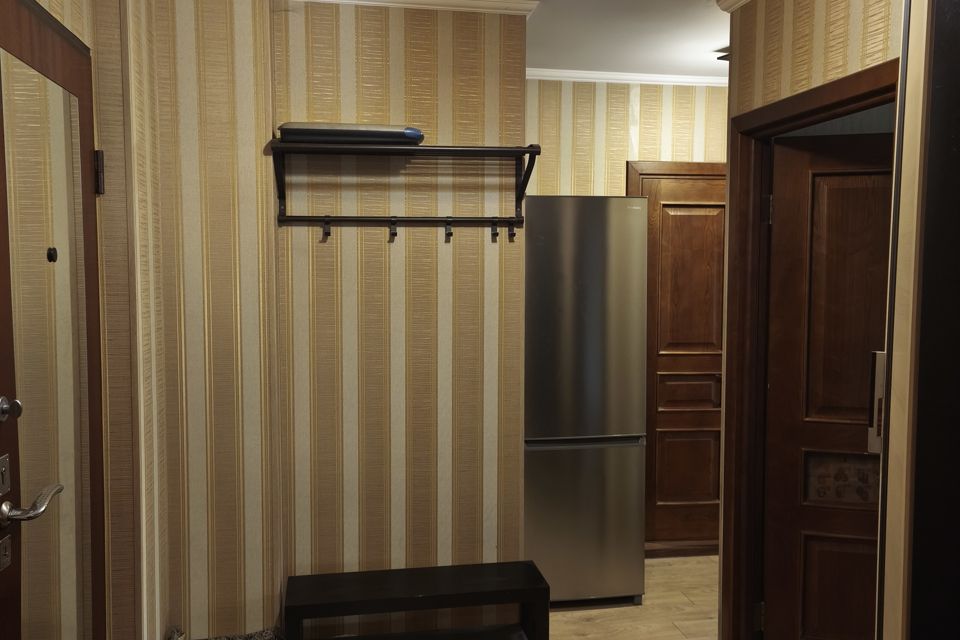 Продаётся 4-комнатная квартира, 64 м²