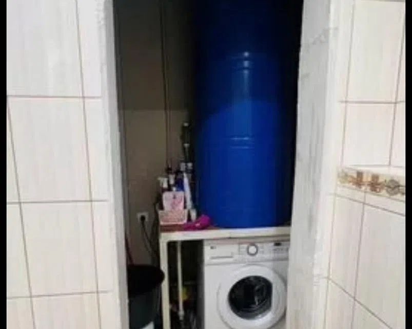 Продаётся 4-комнатная квартира, 131 м²