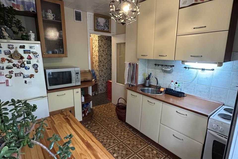 Продаётся 3-комнатная квартира, 64.4 м²