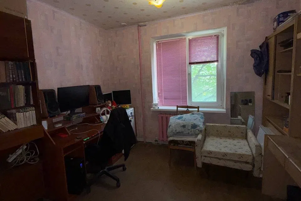 Продаётся 4-комнатная квартира, 80 м²