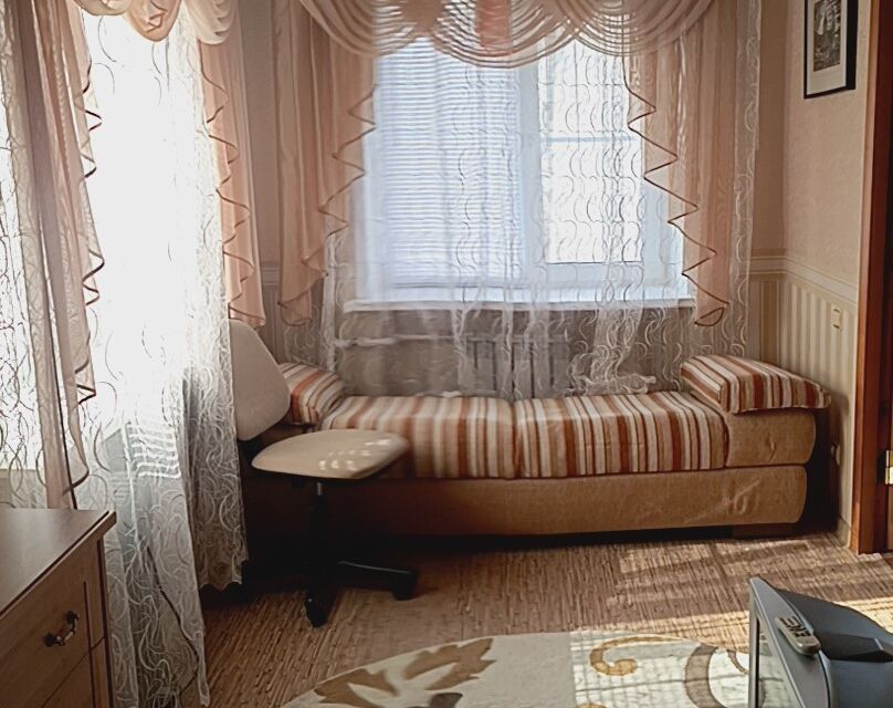 Продаётся 2-комнатная квартира, 42 м²
