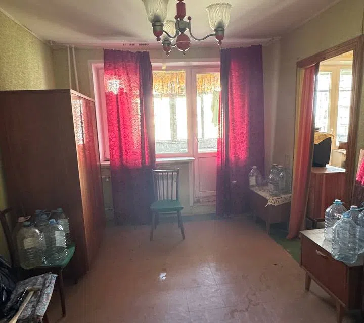 Продаётся 3-комнатная квартира, 50.7 м²