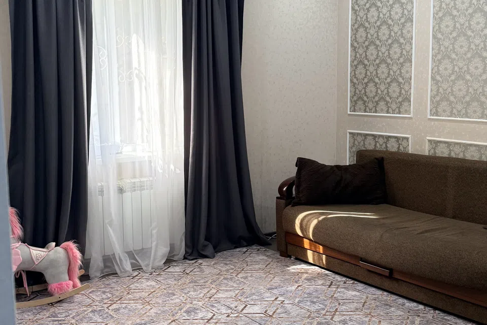 Продаётся 3-комнатная квартира, 72 м²