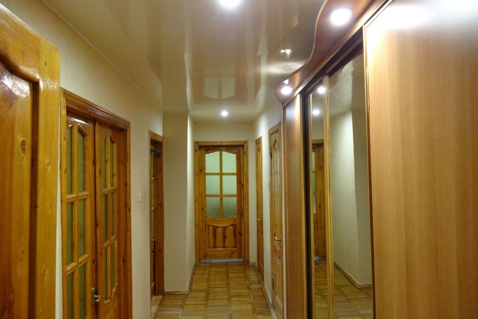 Продаётся 2-комнатная квартира, 62.4 м²