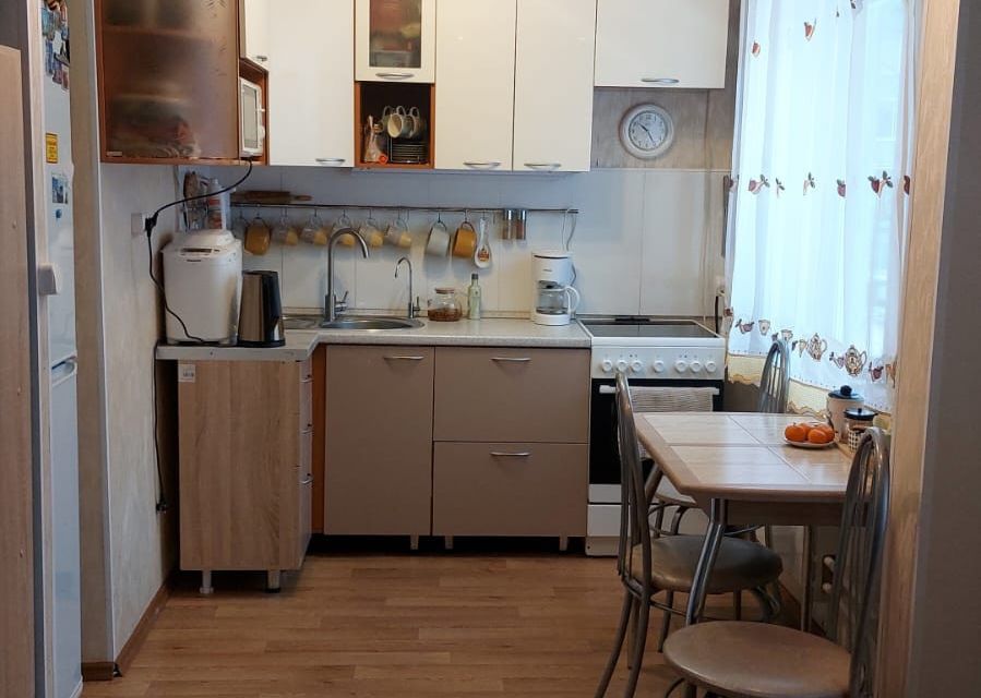 Продаётся 3-комнатная квартира, 63 м²