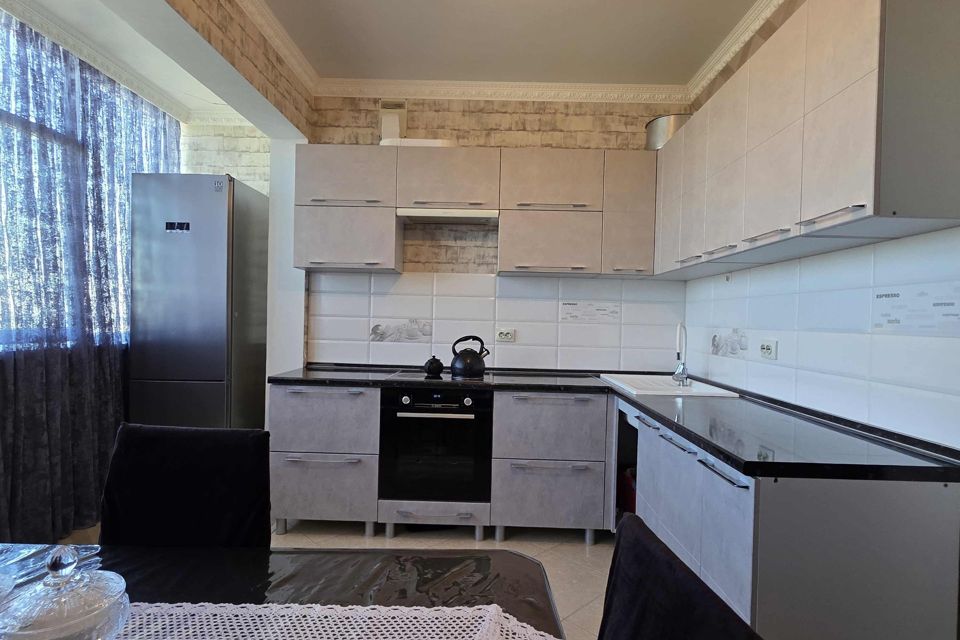 Продаётся 1-комнатная квартира, 43.6 м²