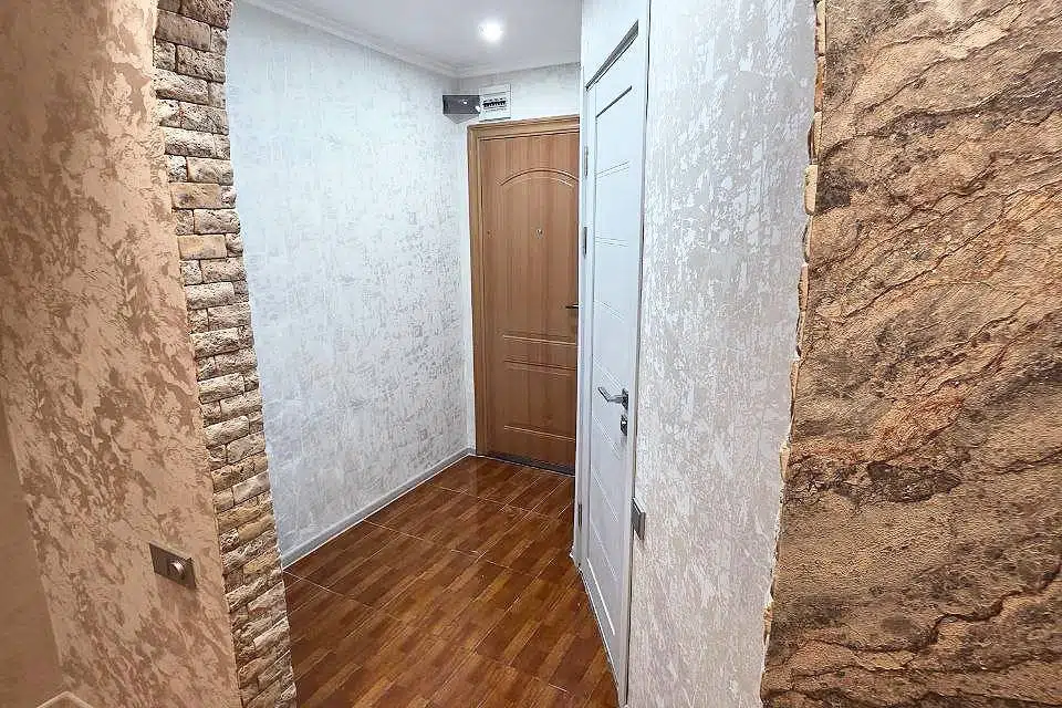 Продаётся 3-комнатная квартира, 58.6 м²