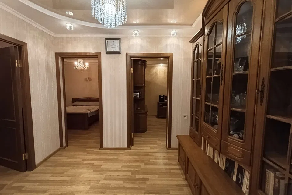 Продаётся 3-комнатная квартира, 70 м²