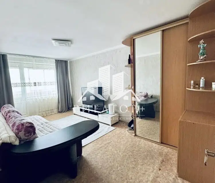 Продаётся 1-комнатная квартира, 30.4 м²