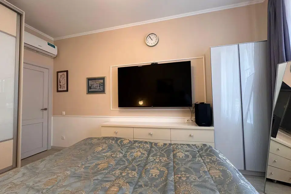 Продаётся 3-комнатная квартира, 71.7 м²
