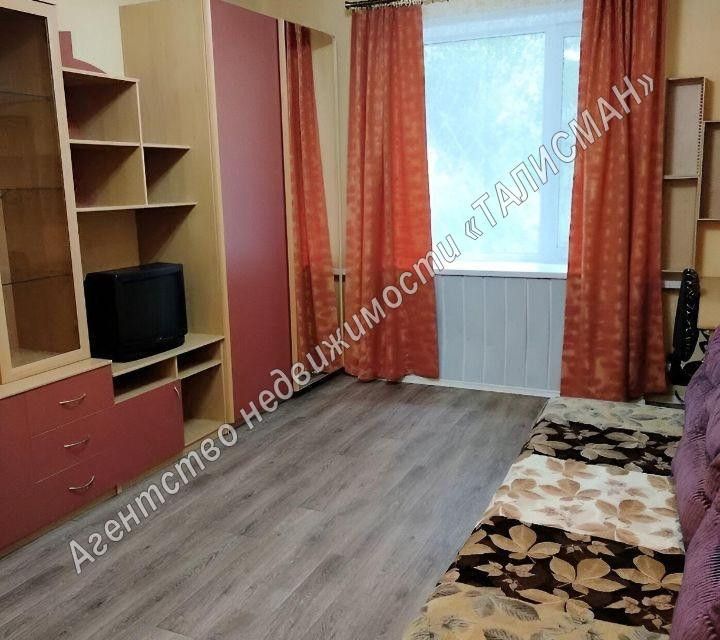 Продаётся 3-комнатная квартира, 89.9 м²