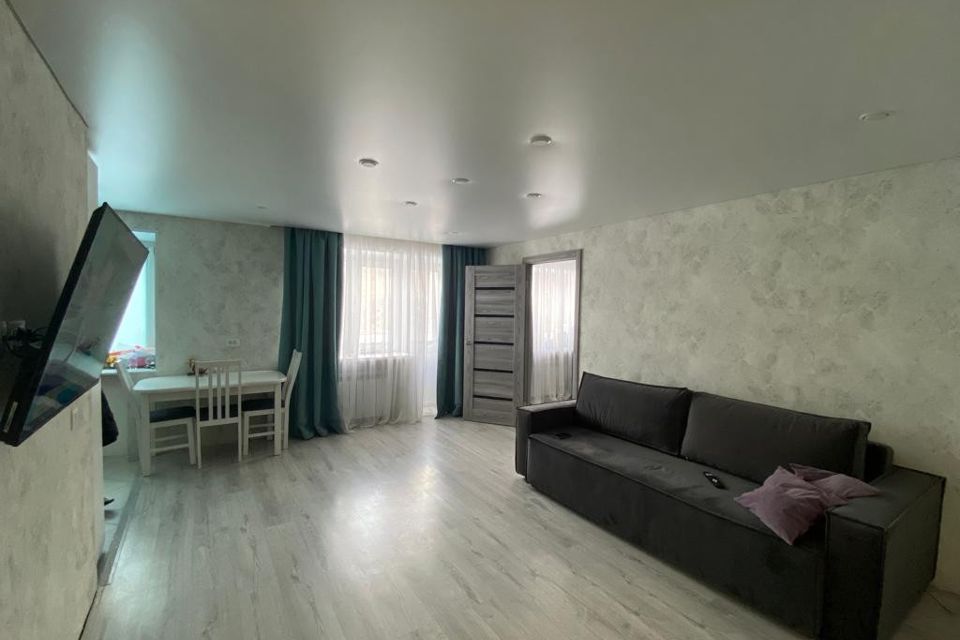 Продаётся 2-комнатная квартира, 43 м²