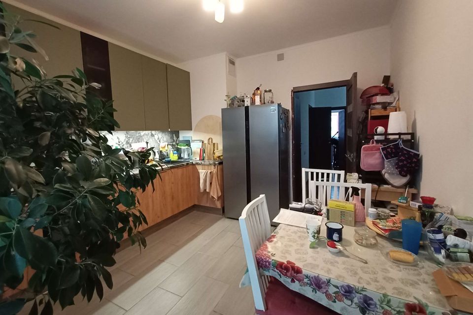 Продаётся 2-комнатная квартира, 71 м²