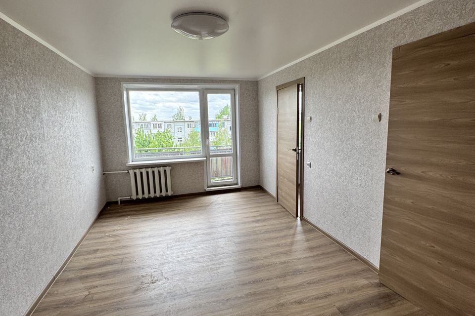 Продаётся 4-комнатная квартира, 60.1 м²