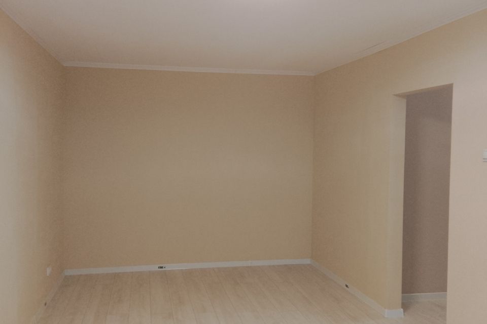 Продаётся 3-комнатная квартира, 56.7 м²