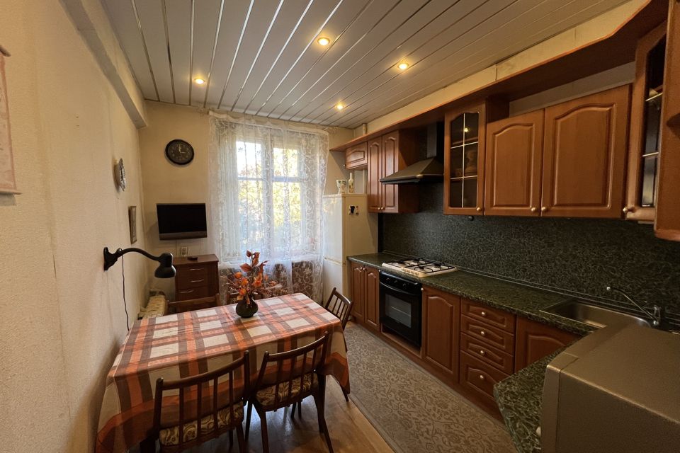 Продаётся 2-комнатная квартира, 64.2 м²