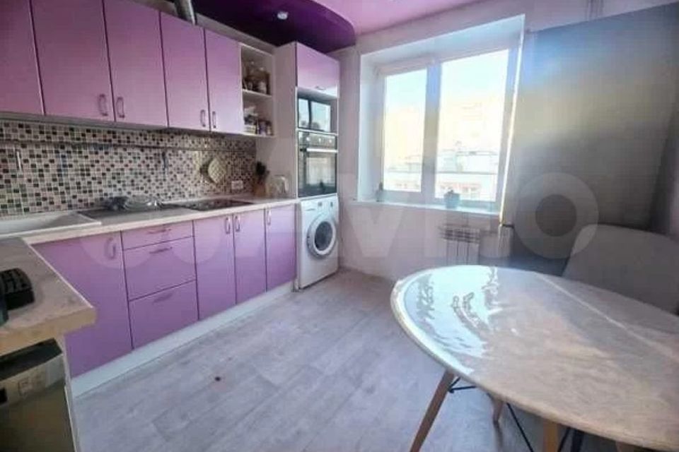 Продаётся 4-комнатная квартира, 76.2 м²