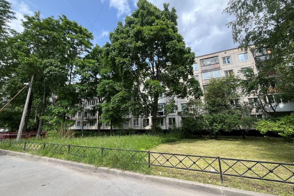 Продаётся 2-комнатная квартира, 42.1 м²