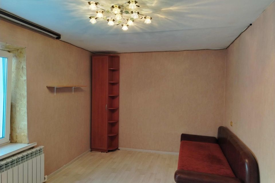 Продаётся 2-комнатная квартира, 42.6 м²