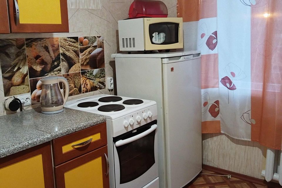 Сдаётся 3-комнатная квартира, 49 м²