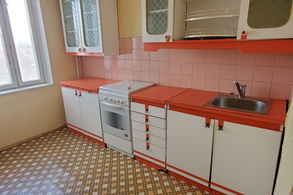 Продаётся 3-комнатная квартира, 65.4 м²