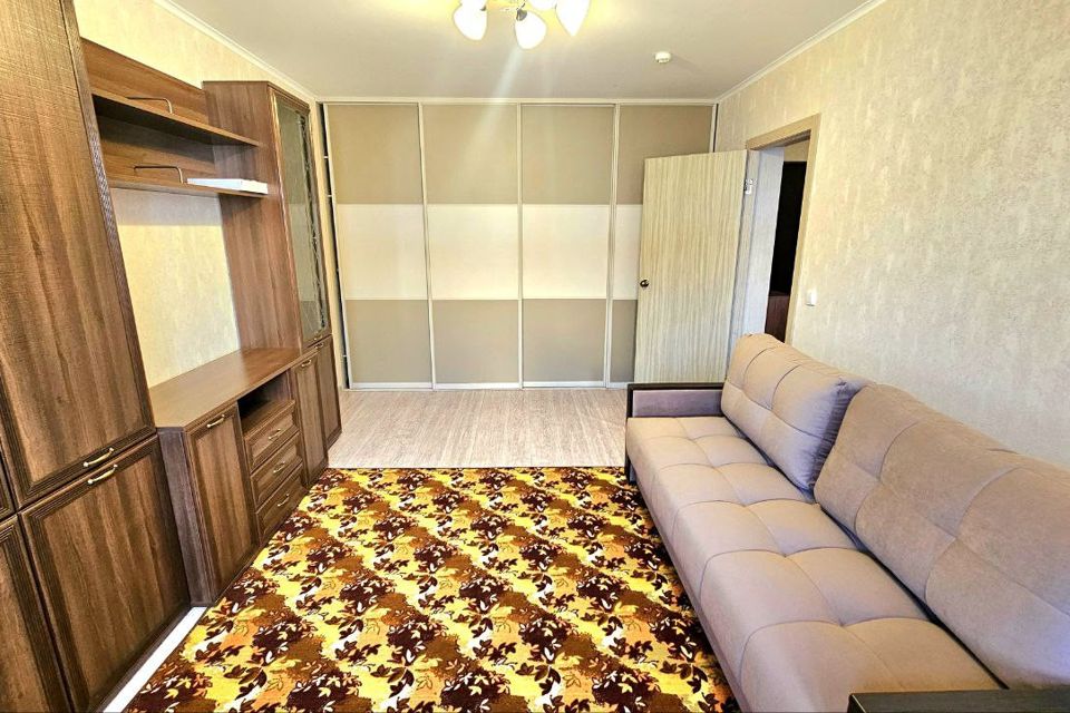 Продаётся 1-комнатная квартира, 38 м²