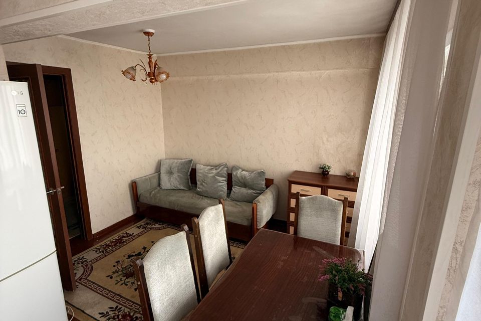 Продаётся 3-комнатная квартира, 58.4 м²