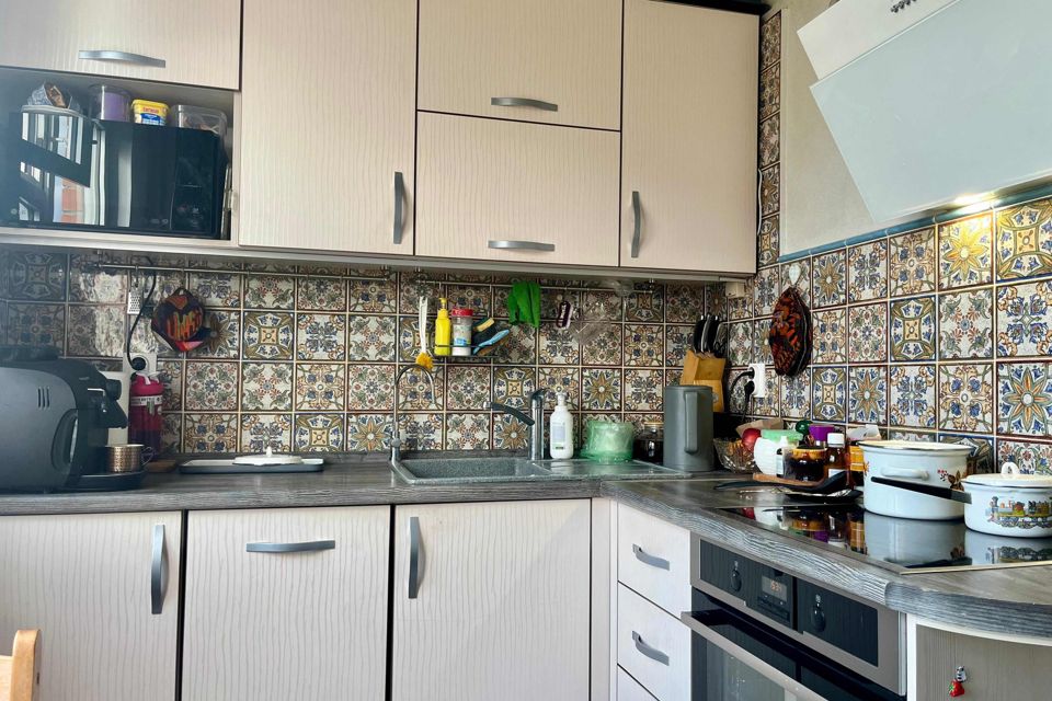 Продаётся 1-комнатная квартира, 37.8 м²
