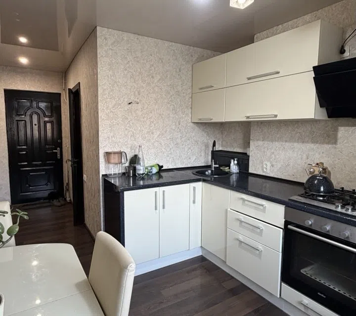 Продаётся 3-комнатная квартира, 67 м²