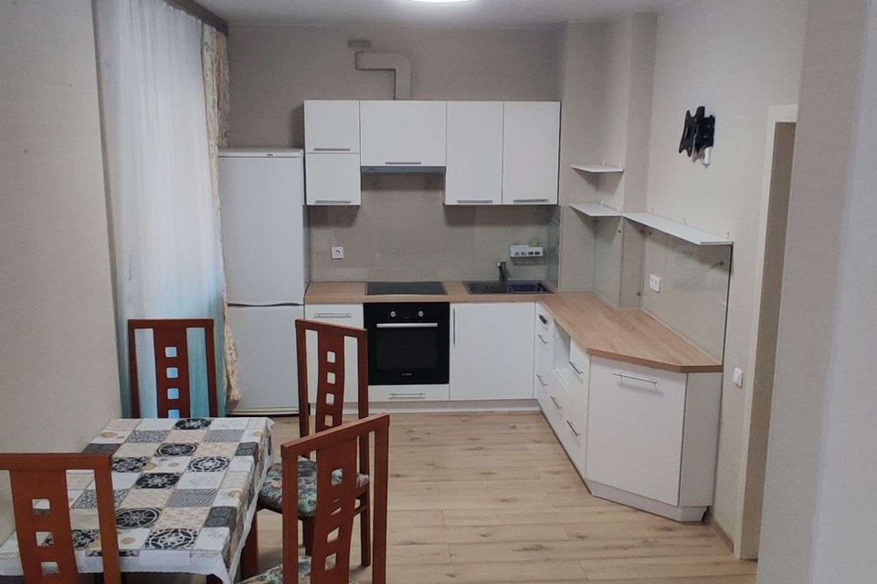 Сдаётся 2-комнатная квартира, 59 м²
