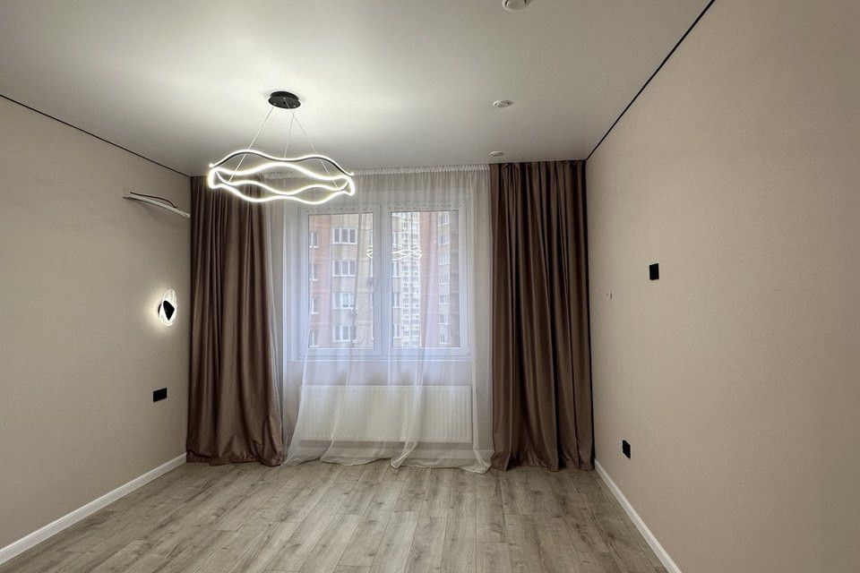 Продаётся 2-комнатная квартира, 67.7 м²