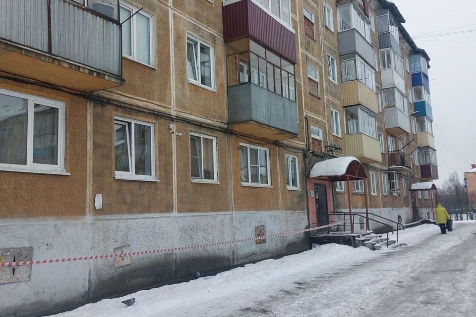 Квартиры в городе междуреченске. Квартиры в городе междуреченске. Улица пушкина междуреченск. Междуреченск, ул. Широкий лог междуреченск.