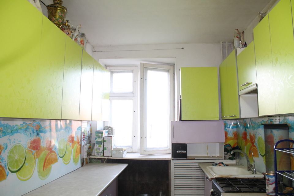 Продаётся 4-комнатная квартира, 77.6 м²