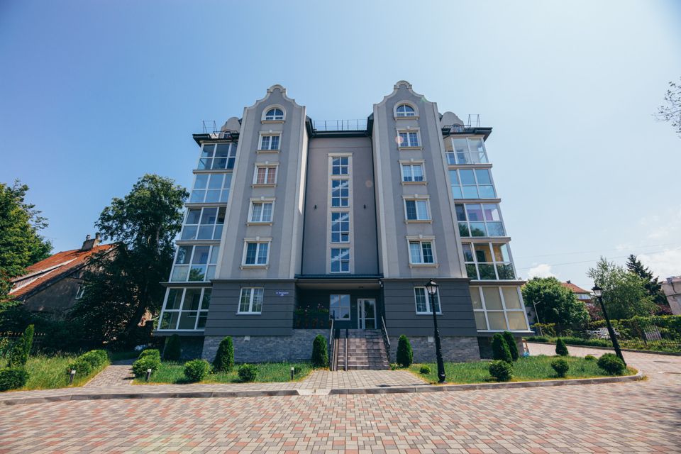 Продаётся 3-комнатная квартира, 92 м²