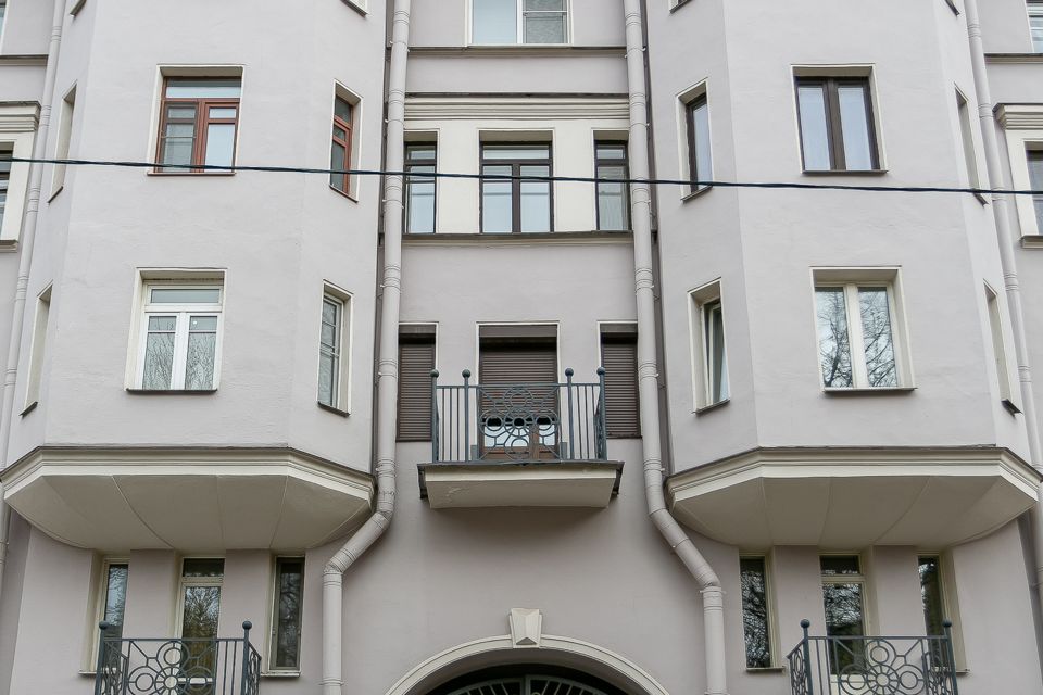 Продаётся 3-комнатная квартира, 101.3 м²