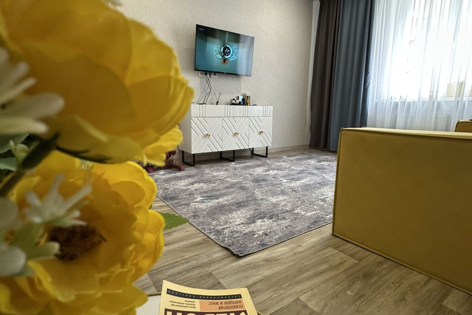 Продаётся 1-комнатная квартира, 39.7 м²