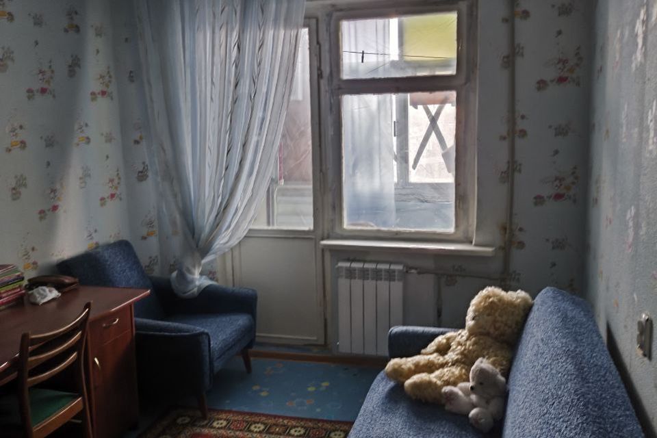 Продаётся 4-комнатная квартира, 80 м²