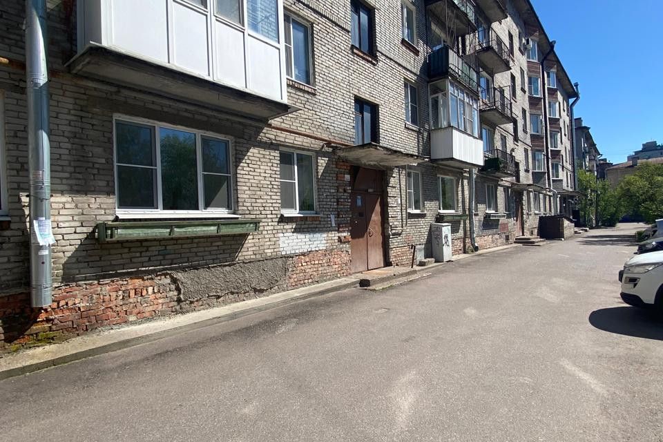Продаётся 2-комнатная квартира, 43.6 м²