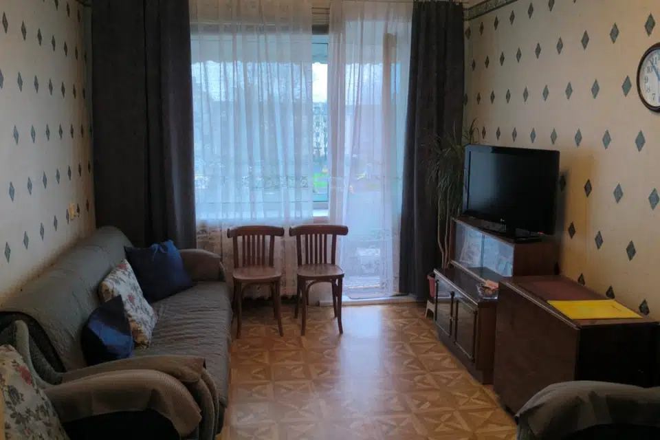 Продаётся 3-комнатная квартира, 55.7 м²