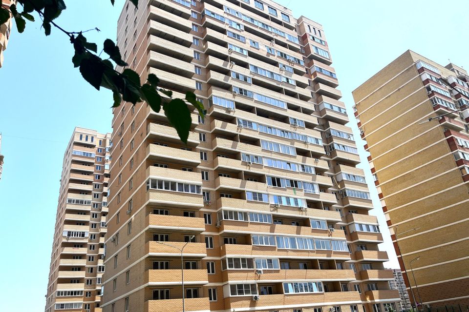 Продаётся 3-комнатная квартира, 65.2 м²