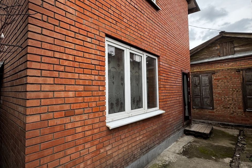 Продаётся 4-комнатная квартира, 70 м²