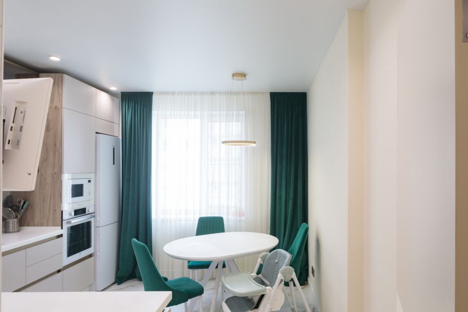 Продаётся 3-комнатная квартира, 86 м²