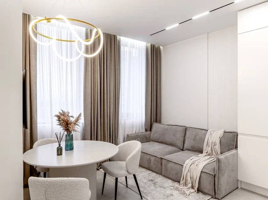 Продаётся 1-комнатная квартира, 43 м²