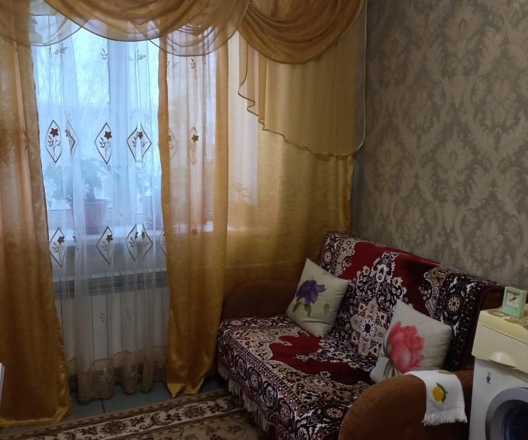 Продаётся 5 комнат в 5-комн. квартире, 13 м²