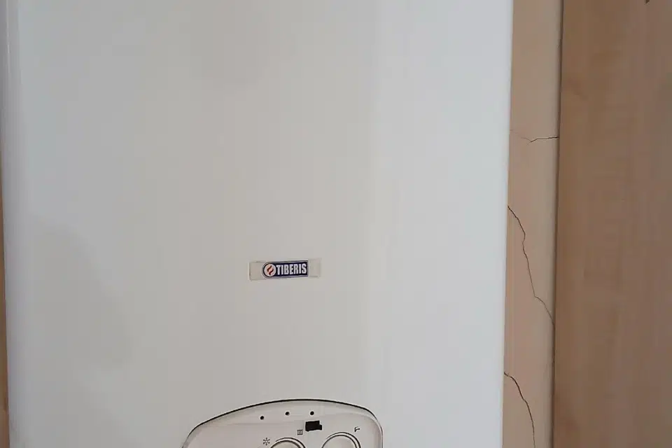 Продаётся 3-комнатная квартира, 73 м²