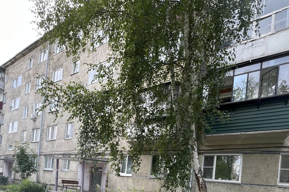 Продаётся 3-комнатная квартира, 58.2 м²