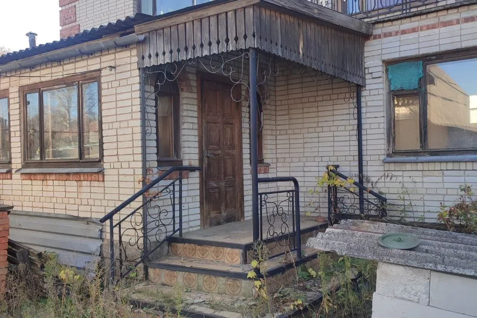 Продаётся 2-этажный дом, 211 м²